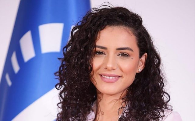 Ç’po ndodh me emrat për Avokatin e Popullit? Jola Hysa e preferuara e Berishës, por ka 27 nga 28 firmat e kërkuara