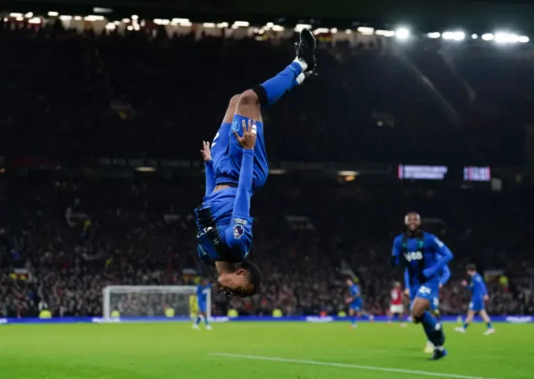 Barazim i çmendur me 8 gola të shënuar në “Old Traford”, United befasohet në shtëpi