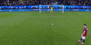 Bolonja barazon me Interin, Orsolini shënon nga pika e bardhë