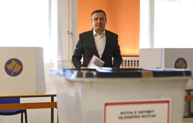 Vetëvendosja me 50% të votave, drejt bërjes vetëm të qeverisë, kreu i LDK uron Kurtin dhe paralajmëron dorëheqjen
