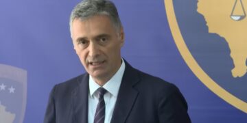 Kosovë/ Aleksandër Lumezi nuk pranon propozimin për t’u bërë zv.kryeprokuror i Shtetit