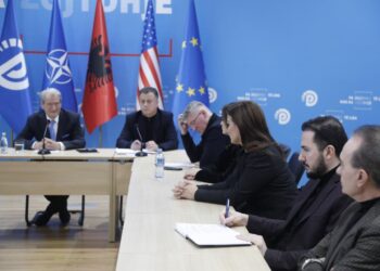 “Hysen Kadiu iku në Amerikë gjatë fushatës”, Berisha përplaset me Salianjin: Po gënjen