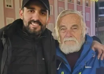 “Eh, mor Llapa, të thashë të mos e publikoje”, Lapaj postoi foton me aktorin, reagon Viktor Zhusti