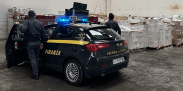 Tentoi të zhdukte gjurmët digjitale, arrestohet për drogë shqiptari në Itali