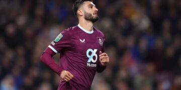 Shkëlqen Broja, dhuron asist në ndeshjen kundër Newscastle, por dëmtohet në fund (VIDEO)