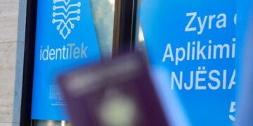 Zhvendosen zyrat IdentiTek, ndryshojnë vendndodhjet e aplikimeve në Tiranë nga 30 dhjetori