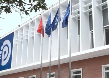 “Rama njoftoi bllokimin e arrestimit të Ballukut”/ Reagon PD: Akt puçist! Nesër t’i përgjigjemi me revolta të fuqishme