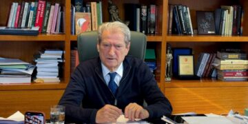 Berisha cakton datën e “protestës kombëtare”, i bën “ftesë” edhe Lapajt