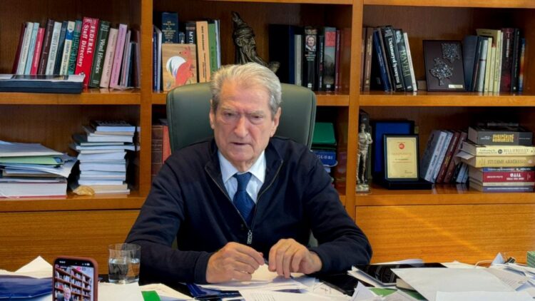 Berisha cakton datën e “protestës kombëtare”, i bën “ftesë” edhe Lapajt