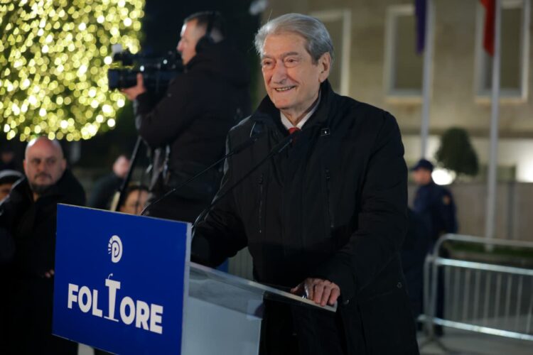 Mbyllet protesta, Berisha mesazh demokratëve: Të mbledhim sa më shumë mbështetës më 22 dhjetor