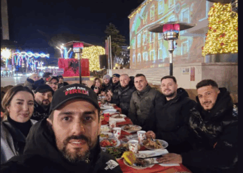 Adriatik Lapaj e pret Vitin e Ri përballë Kryeministrisë