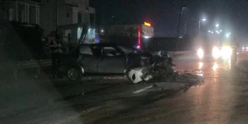 Aksident i rëndë në Elbasan/ Përplasen dy makina, katër të plagosur dërgohen me urgjencë në spital