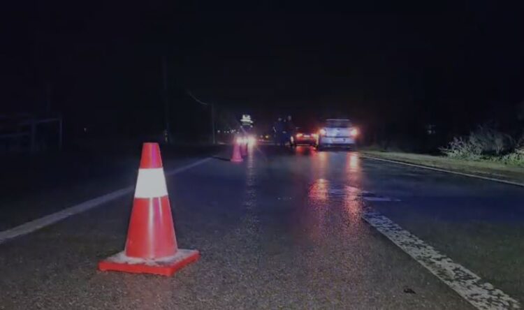 Kamioni del nga rruga në Malësi të Madhe, plagoset shoferi dhe pasagjeri