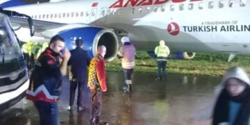 Incidenti, avioni i linjës Stamboll – Prishtinë del nga pista