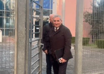 GJKKO dënon avokatin Bardhi Koçi dhe Pranvera Meshin për ndikim të paligjshëm