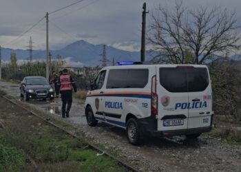 Shkodër/ Të shtëna me armë dhe kanosje ndaj 20-vjeçarit, autori vihet në pranga