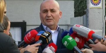 16 vite burg për Përlleshajn, babai Martin Canit: Shkolla jo vetëm heshti, por as ndjesë nuk ka kërkuar