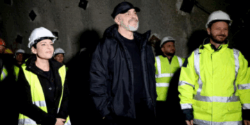 “Sqaroja k**vës se s’do hapim procese të reja”/ Përgjimet Balluku-Berberi: Ka rënë dakord me Ramën! S’më pëlqen…