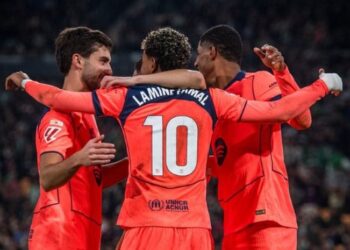 8 gola dhe përmbysje e “çmendur” në La Liga, Barcelona nuk di të ndalet