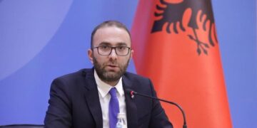 Avokati i Popullit/ Bardhi: Peleshi falsifikoi firmat, do ta ankimojmë në Kushtetuese