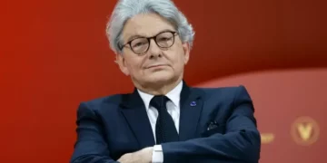 SHBA nuk i jep vizë ish-komisionierit europian