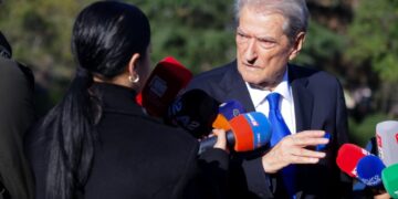 Firmat për Shabanin/ Berisha: U hodhën kur mbështeti Florjan Binajn, por doli i lidhur me Edi Ramën