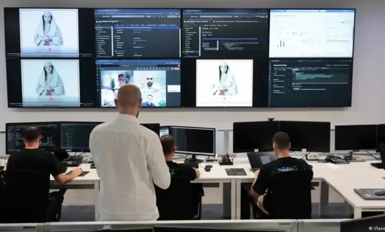 Skandali i AKSHI-t/ E-Albania bllokohet, qytetarët dhe bizneset pa shërbime