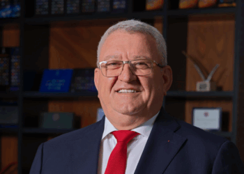 Duka uron Krishtlindjet: Mbarësi dhe fitore për të gjithë, në fushat e blerta dhe çdo fushë të jetës