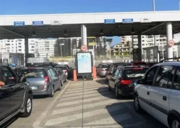 U kap me 12 mijë euro të padeklaruara në Portin e Durrësit, procedohet 21-vjeçari
