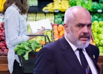 Faturat e fundvitit rriten, familjet shqiptare detyrohen të kursejnë në ushqime