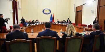 Deputetët mund të marrin USB-në e Ballukut, dakordësia arrin mes palëve