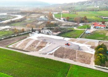 Nisin punimet për fushën e re të futbollit në Picallë, pjesë e projektit “100 Fushat”