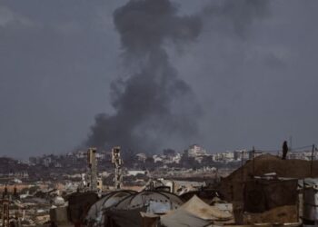 Shkelje e armëpushimit? Izraeli bombardon Gazën, 5 viktima mes tyre edhe 2 fëmijë