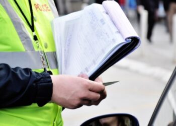 “Me rastin e festave të fundvitit” / Policia “masakër” gjobash në Tiranë