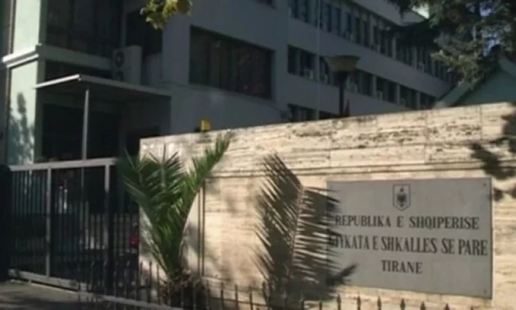 Operacioni antidrogë në Tiranë/ Dalin para Gjykatës 22 të arrestuarit! Si ranë në kurthin e policëve të infiltruar