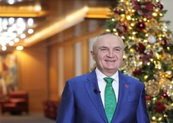 Meta uron Vitin e Ri nga qelia: Ta mirëpresim 2026 si vitin e bashkimit dhe të ringritjes së shpresës.