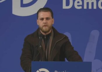 Takimi i Salianjit në Elbasan/ Anëtari i FRPD, Arbër Kola: PD sot me figura që nuk riciklohen