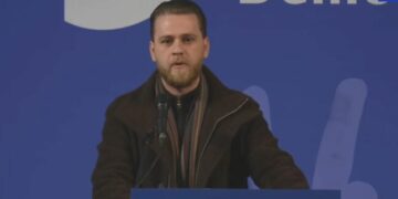 Takimi i Salianjit në Elbasan/ Anëtari i FRPD, Arbër Kola: PD sot me figura që nuk riciklohen