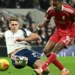 Dy kartonë të kuq dhe 3 gola, Liverpool triumfon ndaj Tottenham