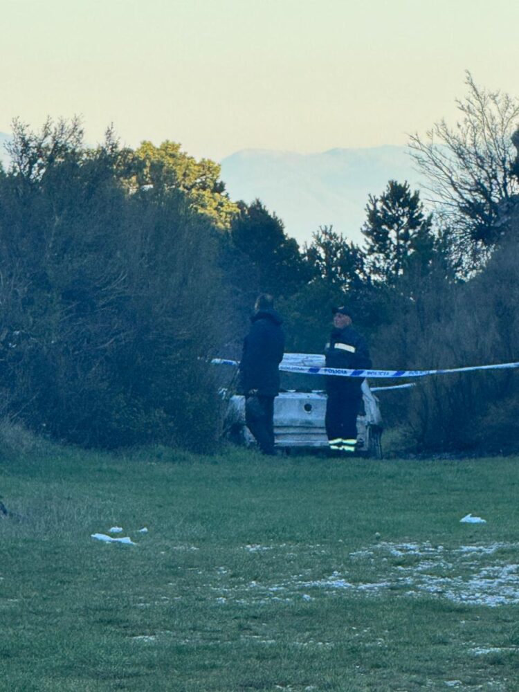 E rëndë në Llogara: Makina përfshihet nga flakët, një viktimë