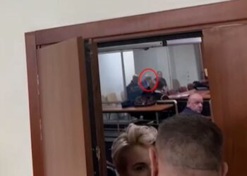 Meta kërkesë GJKKO: Mos më mbani në gjyq në kafaz hekuri, është diskriminuese