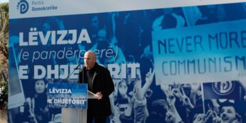 “Kemi nevojë të pastrohemi doktor”/ Ish-studenti i dhjetorit-Berishës: Duhet t’a nisim nga vetja