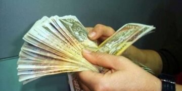 Qeveria miraton rritjen e pagës minimale në 50 mijë lekë