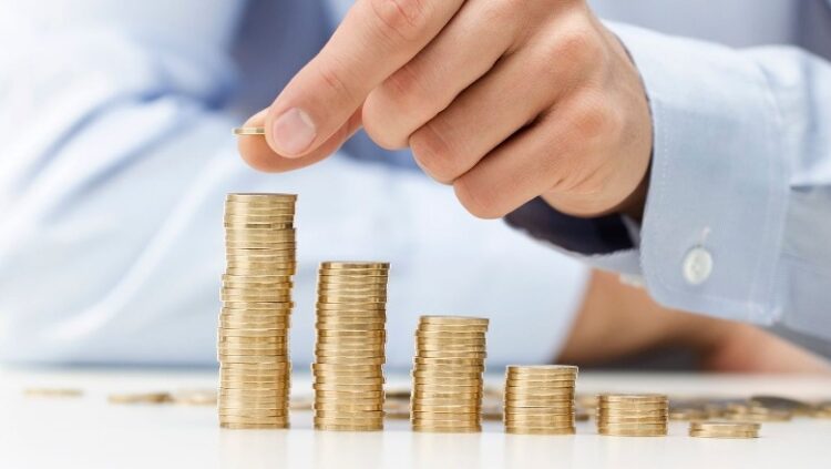 Shqipëria merr 2.1 miliardë euro nga dërgesat e emigrantëve dhe punonjësit jashtë vendit