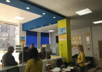 NIS SHPËRNDARJA E BONUSIT/ 750 mijë pensionistë marrin “shpërblimet” e festave të fundvitit