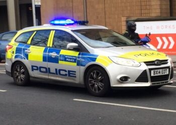 EMRI/ Trafikonte emigrantë dhe drogë me kamion, arrestohet shqiptari në Angli