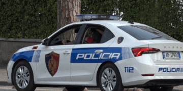 Tiranë, babai denoncon në polici zhdukjen e të bijës 19-vjeçare