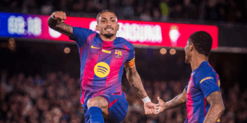 5 fitore radhazi në ‘Camp Nou’ për Barcelonën, dygolëshi i Raphinha-s ‘gjunjëzon’ Osasuna-n