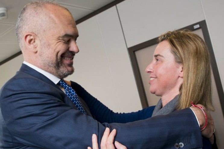 “Marrëveshje e fshehtë Rama-Mongherini/ Berisha: BE të hetojë e-mailet dhe SMS-të që kanë shkëmbyer