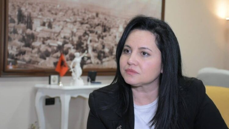 “Para dhe peshq për një vend pune”/ Gjykata e Lartë vulos dënimin për Rovina Vodën